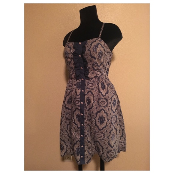 Staring at Stars Dresses & Skirts - Paisley Dress